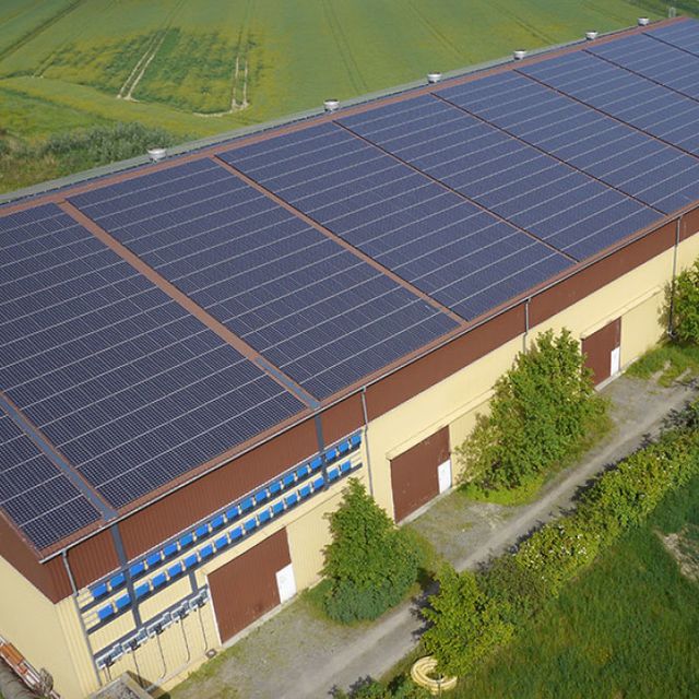 Bredemeier Bedachungen aus Stadthagen - Dachdeckerarbeiten, Trockenbau, Solartechnik und Holzbau für die Region Schaumburg